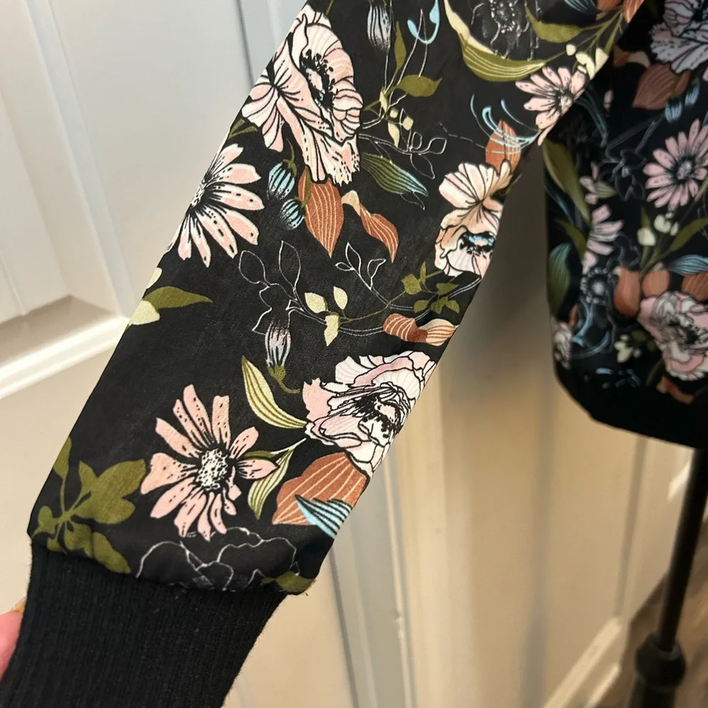NorthStyle Black‎ Floral Women's Open Front Jacket